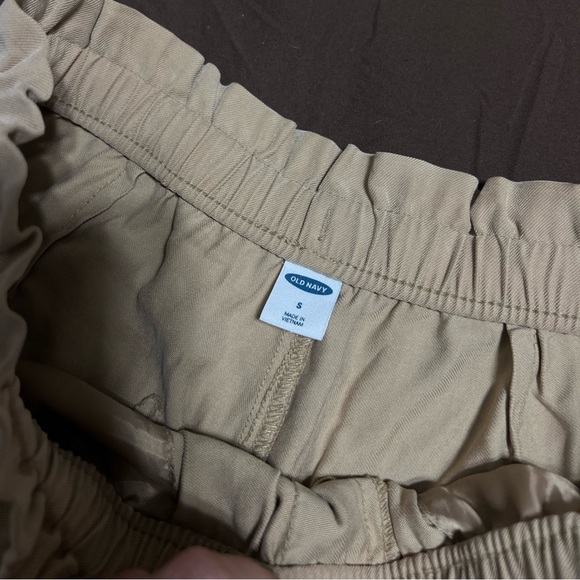 OLD NAVY shorts - Picture 7 of 12